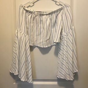 Off the shoulder crop